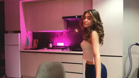 Luna online show from April 16, 9:39 pm