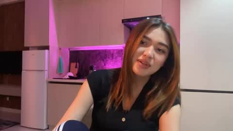 Luna online show from April 19, 6:10 pm