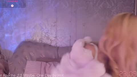 Snapshot of kemii chatting on November 25, 11:05 pm Kemii online show from November 25, 11:05 pm