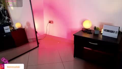 Kemma online show from April 17, 8:12 pm