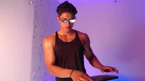 ken__owensx online show from March 14, 8:47 pm