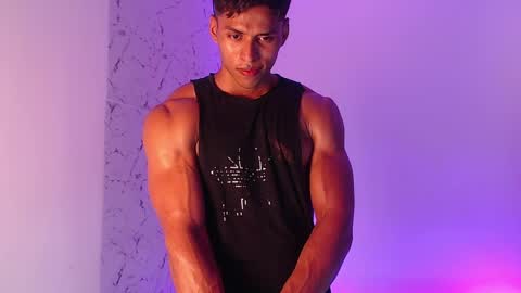 ken__owensx online show from April 10, 10:58 pm