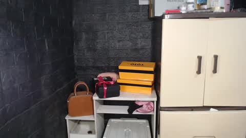 Snapshot of ken_bigcockxx chatting on February 17, 6:59 pm Ken online show from February 17, 6:59 pm