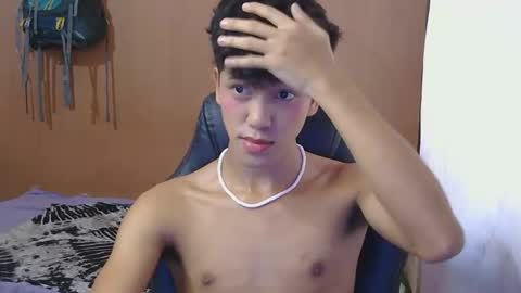 Snapshot of ken_bigcockxx chatting on December 20, 1:56 am Ken online show from December 20, 1:56 am