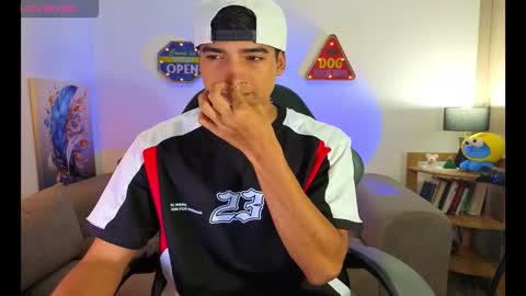 ken_blaker online show from March 18, 8:17 am