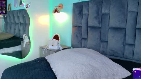 Snapshot of ken_boy_ chatting on February 2, 5:37 pm online show from February 2, 5:37 pm