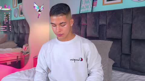 Snapshot of ken_boy_ chatting on February 23, 5:50 pm online show from February 23, 5:50 pm