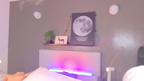 Snapshot of ken_boy_ chatting on November 4, 11:31 am online show from November 4, 11:31 am