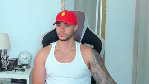 Snapshot of ken_mailik chatting on June 16, 12:57 am ken_mailik online show from June 16, 12:57 am