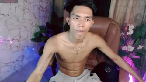 ken_minjun online show from May 30, 11:18 am