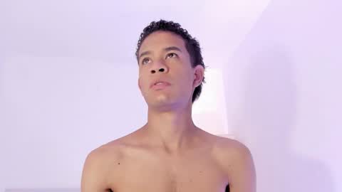 Snapshot of ken_rivera chatting on October 26, 5:08 pm Julian Rivera online show from October 26, 5:08 pm