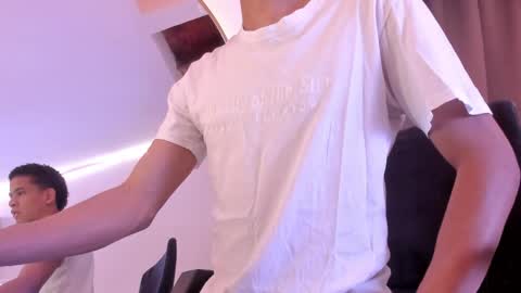 Julian Rivera   online show from April 2, 6:38 pm