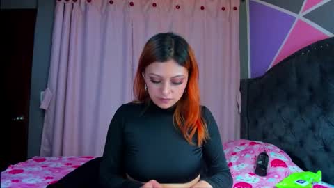Snapshot of kendal_collins_ chatting on May 23, 3:01 am Kendarl Colins online show from May 23, 3:01 am