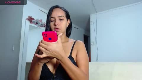 kendall online show from February 11, 9:58 am