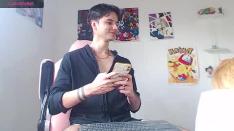 Snapshot of kendall_ros chatting on January 28, 3:46 pm kendall ross online show from January 28, 3:46 pm