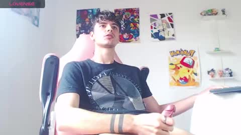 Snapshot of kendall_ros chatting on February 4, 5:23 pm kendall ross online show from February 4, 5:23 pm