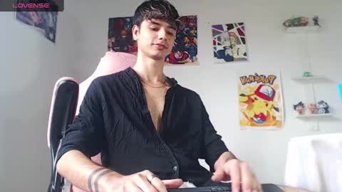 Snapshot of kendall_ros chatting on February 13, 4:17 pm kendall ross online show from February 13, 4:17 pm