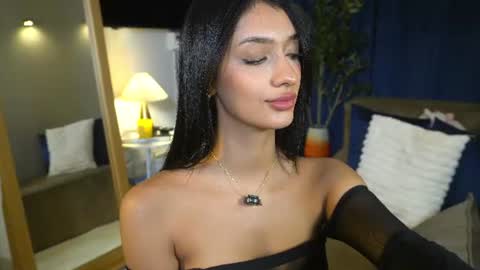 Snapshot of kendall_ruiiz chatting on June 13, 11:35 pm Andrea online show from June 13, 11:35 pm