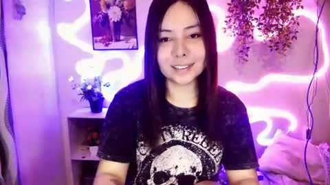kendall_snow online show from June 30, 5:25 pm