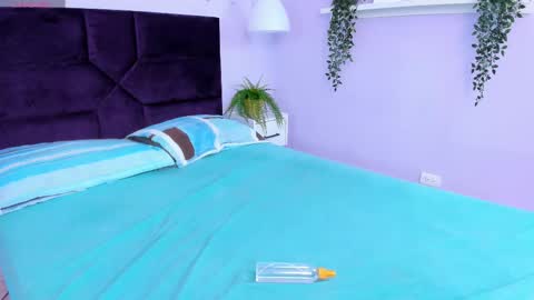 kendallbleer online show from February 14, 5:46 pm