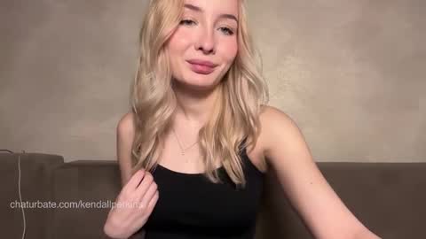 Kendall online show from January 10, 8:21 pm