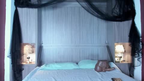 Kendal online show from February 12, 12:55 pm