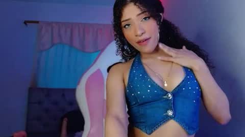 Snapshot of kendallrush2 chatting on January 1, 7:53 pm Kendall Rush online show from January 1, 7:53 pm