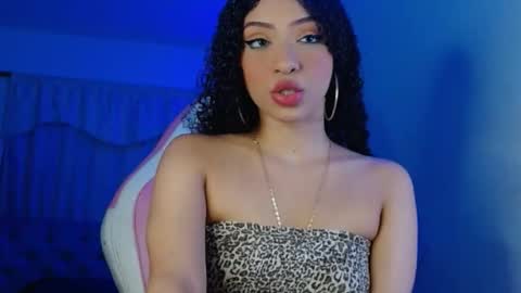 Snapshot of kendallrush2 chatting on January 9, 2:22 am Kendall Rush online show from January 9, 2:22 am