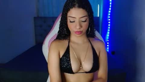 Snapshot of kendallrush2 chatting on January 31, 3:33 pm Kendall Rush online show from January 31, 3:33 pm