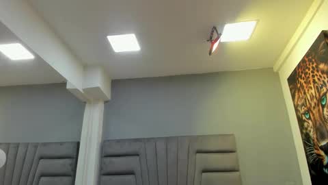 Snapshot of kendra_london chatting on November 12, 11:10 am Kendra London online show from November 12, 11:10 am