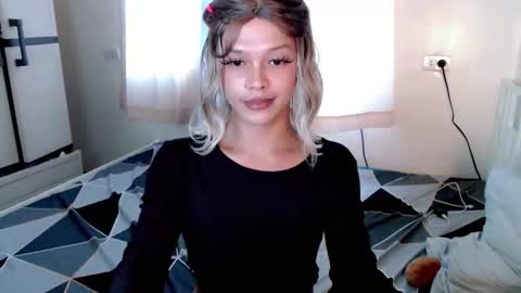 kendra_lunaxx online show from June 10, 8:46 am