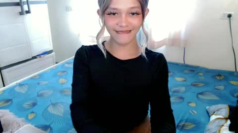 kendra_lunaxx online show from June 19, 6:40 am