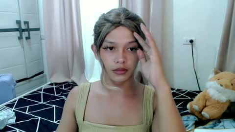 kendra_lunaxx online show from June 29, 10:32 pm