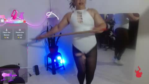 kendra_lust_69 online show from May 5, 9:12 pm