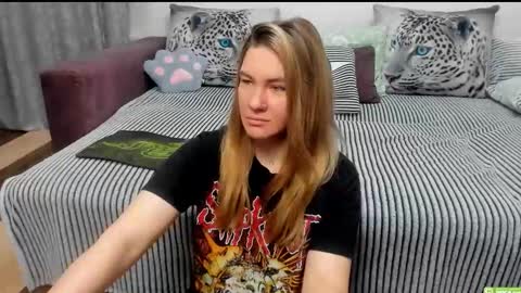 Kendra online show from February 17, 12:40 am