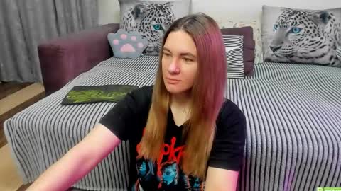 Kendra online show from April 2, 11:13 pm