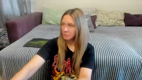 Snapshot of kendra_xx_ chatting on July 9, 12:15 am Kendra online show from July 9, 12:15 am