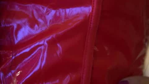 Snapshot of kendrabloom chatting on December 4, 6:55 am KendraBloom online show from December 4, 6:55 am