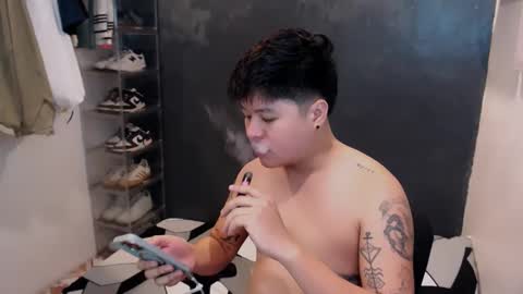 Snapshot of kenhotline911 chatting on March 8, 3:56 pm ken online show from March 8, 3:56 pm