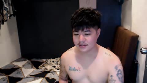 Snapshot of kenhotline911 chatting on November 6, 2:51 pm ken online show from November 6, 2:51 pm