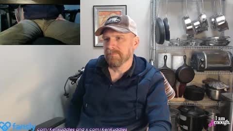 Snapshot of kenkuddles chatting on February 18, 1:44 pm Ken Kuddles online show from February 18, 1:44 pm