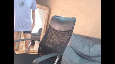 Snapshot of kenn_boy_ chatting on January 27, 6:09 pm kenn_boy_ online show from January 27, 6:09 pm