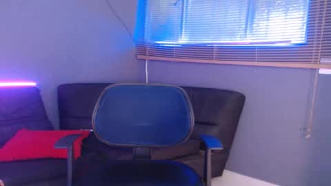 kenny online show from November 12, 5:13 pm