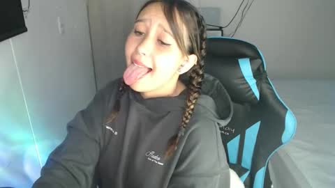 Snapshot of kenshi2302 chatting on November 26, 11:06 pm kenshi2302 online show from November 26, 11:06 pm