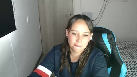 Snapshot of kenshi2302 chatting on December 4, 6:38 pm kenshi2302 online show from December 4, 6:38 pm