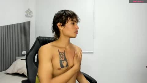 Snapshot of kenshi_rea chatting on July 18, 8:45 pm kenshi_rea online show from July 18, 8:45 pm