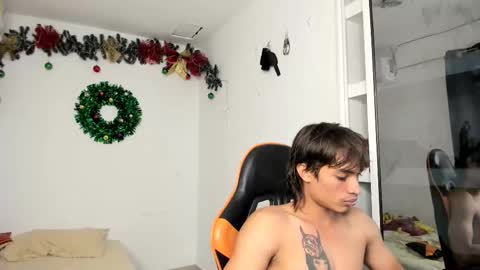 Snapshot of kenshi_roa chatting on February 4, 3:56 am kenshi_roa online show from February 4, 3:56 am