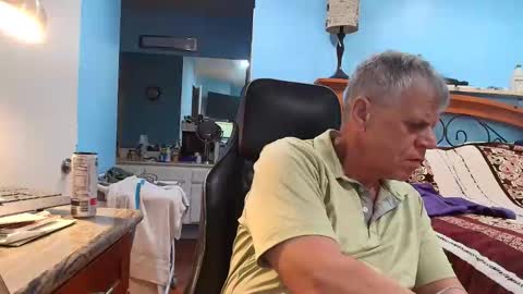 kent_ham online show from April 2, 11:24 pm