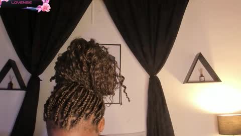 KENTHA  online show from March 2, 10:55 am