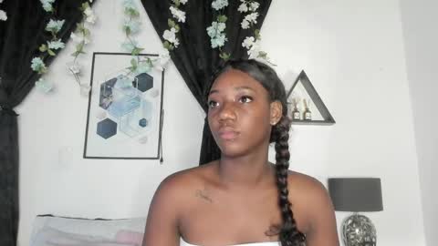 KENTHA  online show from April 13, 10:32 am